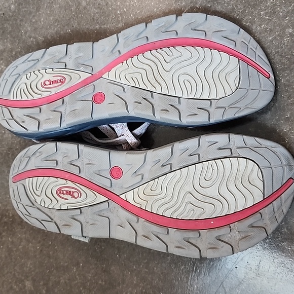 Chaco women's 9 classic sandals - Picture 9 of 9